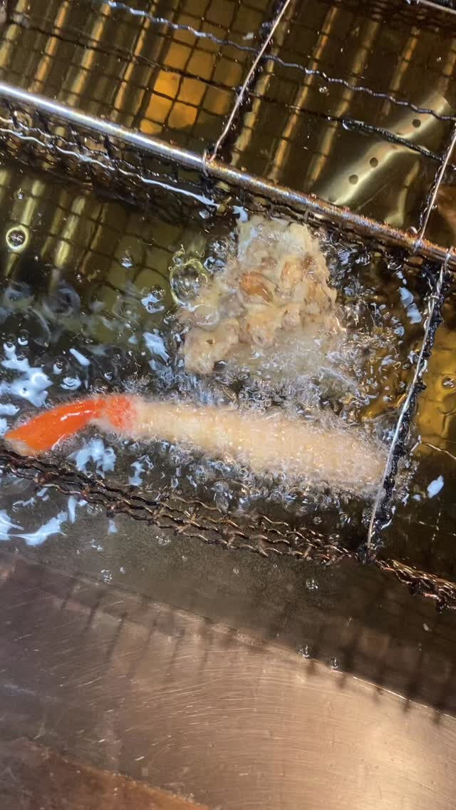 串揚げの衣は、ただ包んでいるだけではありません